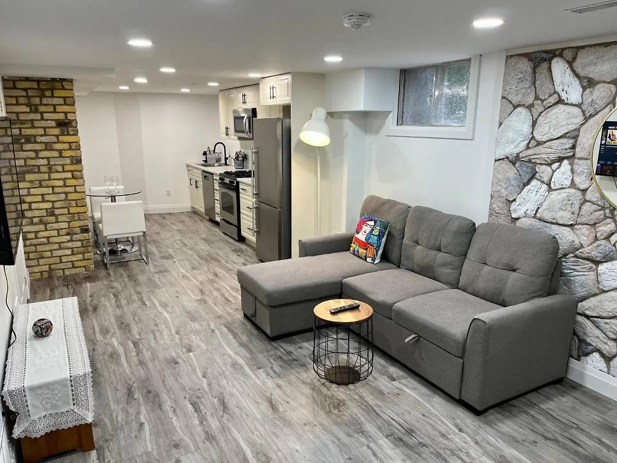 Adorable 1 Bedroom Suite With Kitchen Fireplace Cambridge Canada